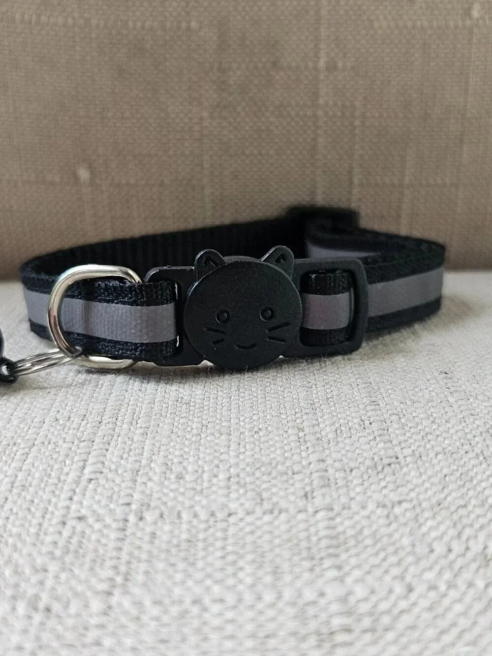 Cat Collar Black Nylon Reflective Neck Collar for Cats W/ Bell Size Adjustable